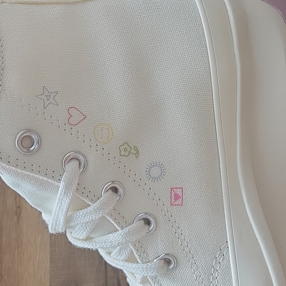 Converse high top Brand new. - Picture 7 of 15